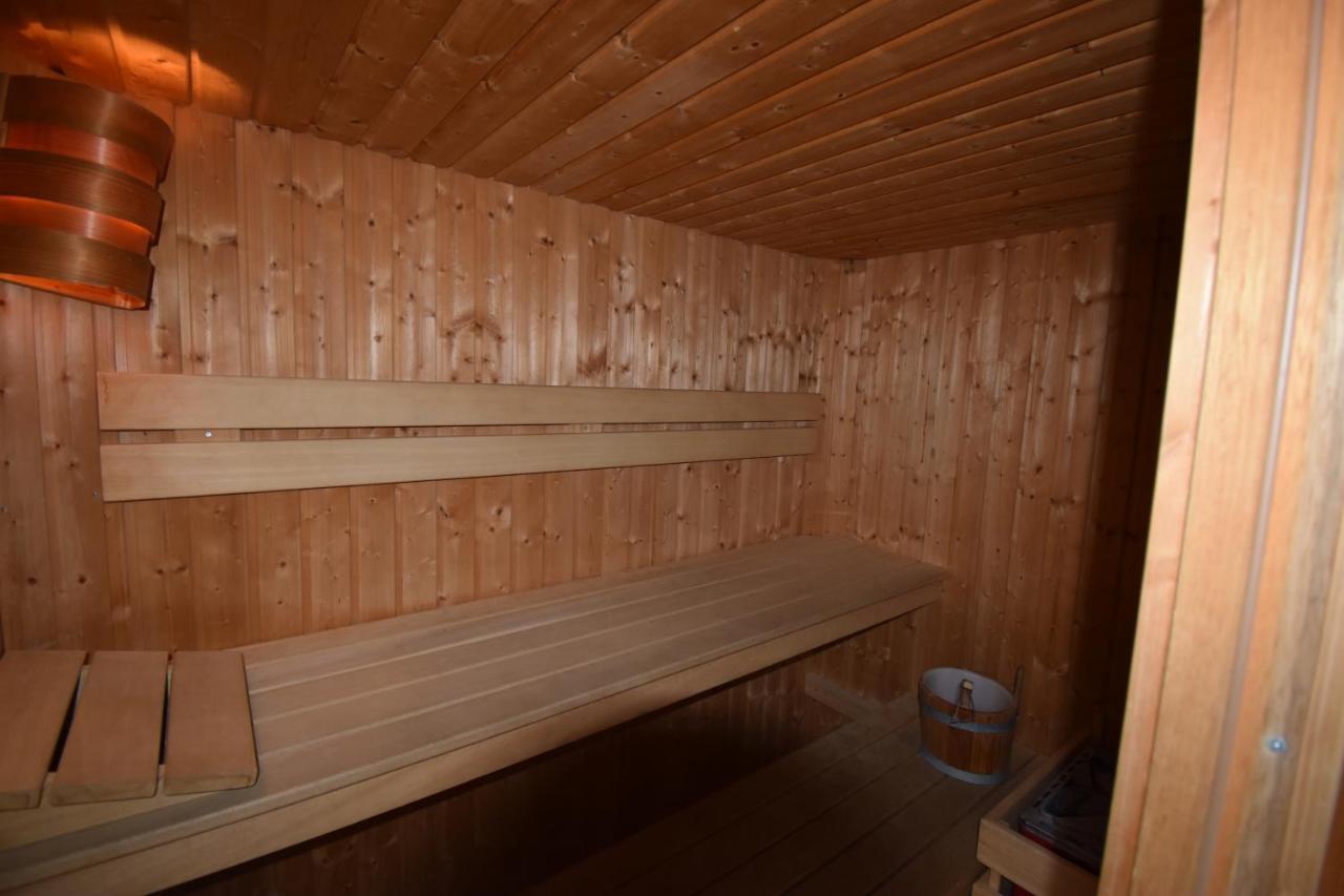 Vaujanylocations - Chalets Clovis I & II Extérieur photo