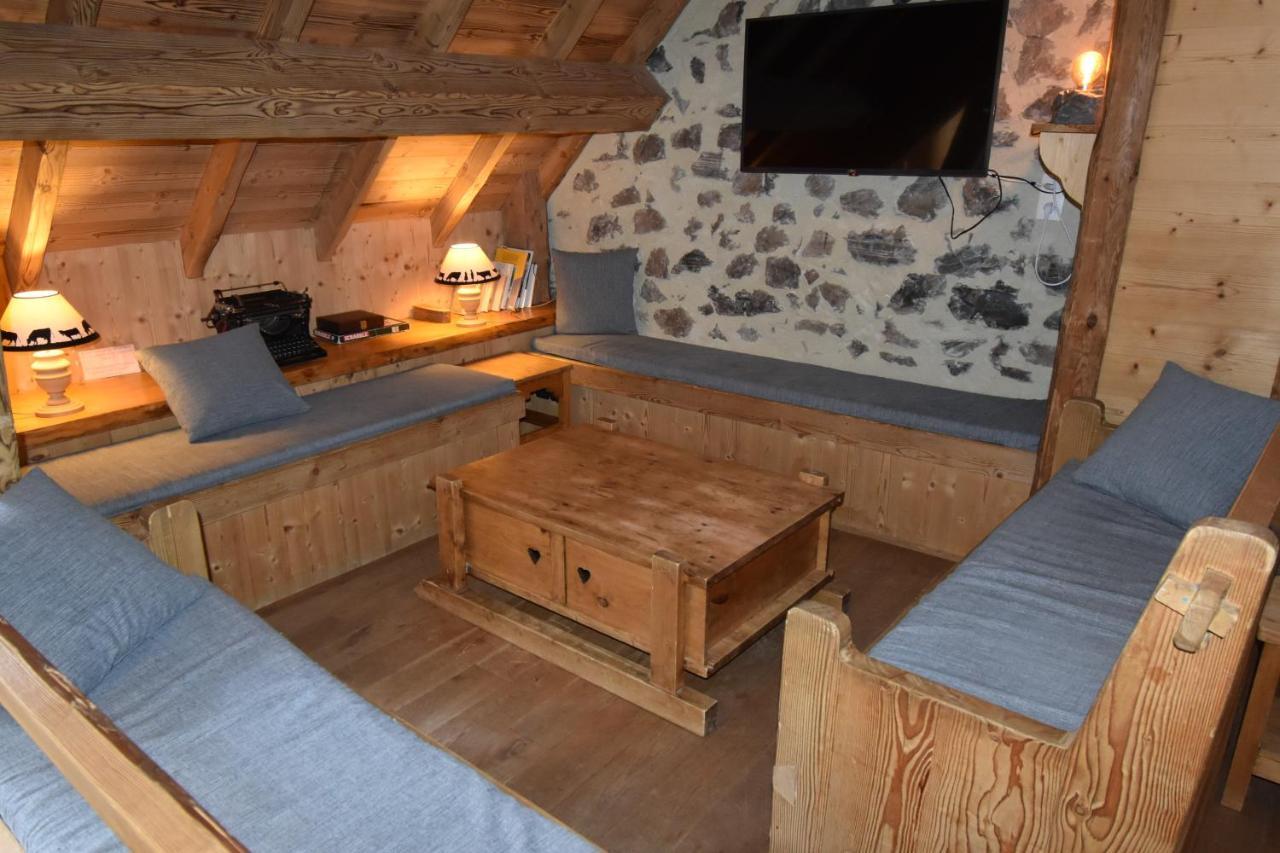 Vaujanylocations - Chalets Clovis I & II Extérieur photo