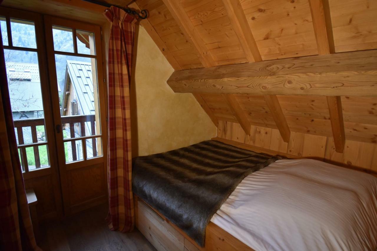 Vaujanylocations - Chalets Clovis I & II Extérieur photo